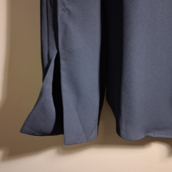 Belle & Bloom Blouse, NWT - Picture 4 of 4